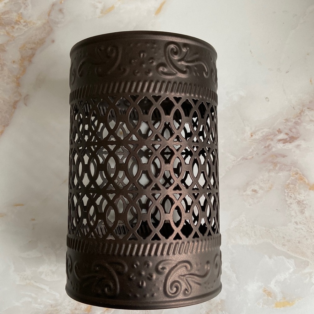 Pink Zebra metallic bronze accent shade RETIRED